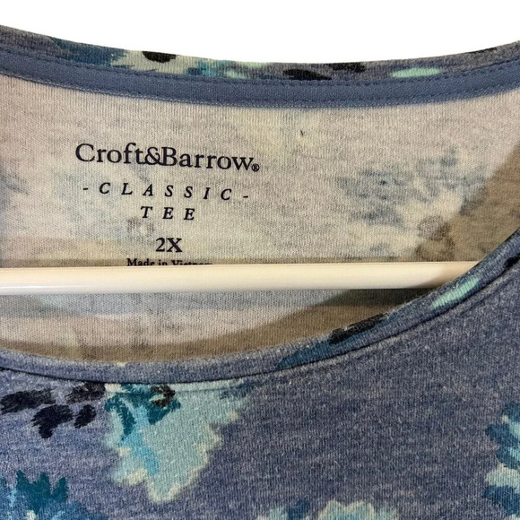 Croft & Barrow Classic Tee Plus 2X Dusty Blue Flower Pattern 100% Cotton Knit - Picture 5 of 5